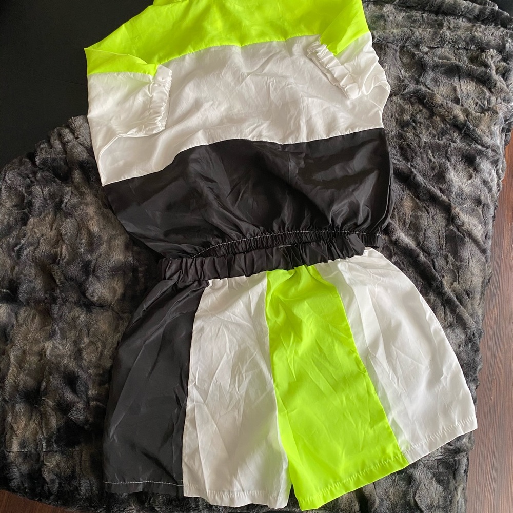 2piece short set - Picture 2 of 3